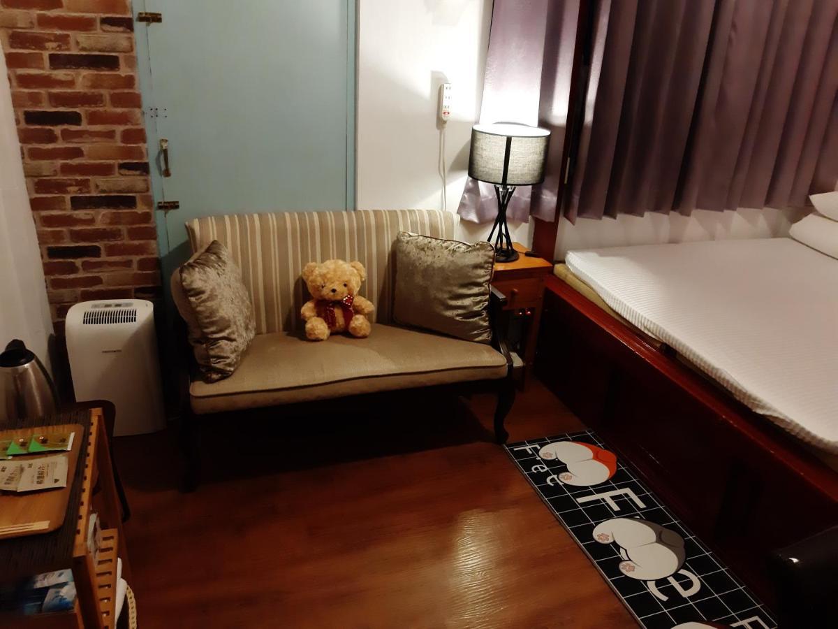 Gratitude Tainan Exterior foto